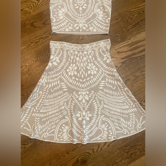 Express Two Piece Crop Top & Skirt Size Medium - Picture 3 of 7